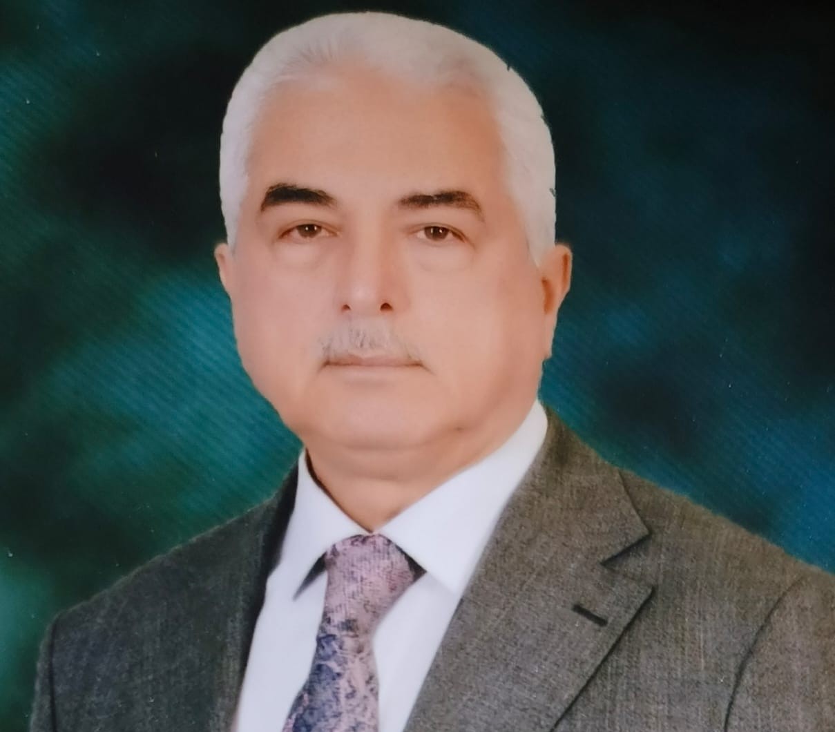 صورة الكاتب